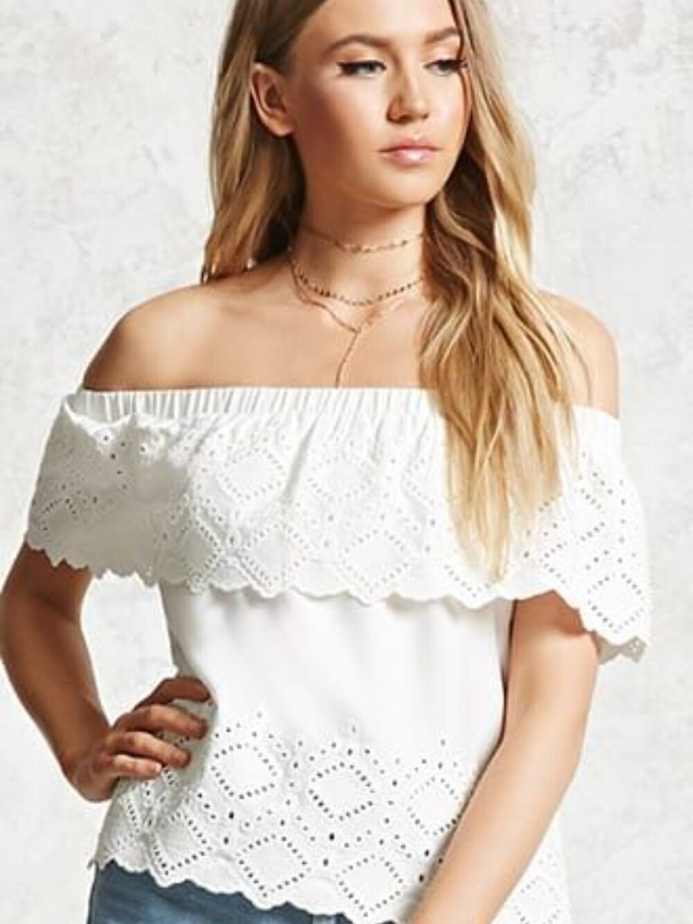 Off-Shoulder White Eyelet Lace Women’s Top Size Medium